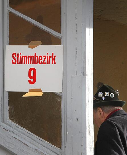 Bürgerentscheid Olympia 2022 in Garmisch: Eindrücke aus den Wahllokalen