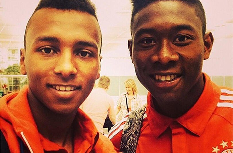 Immer wieder Alaba! Die Ankunft in New York muss festgehalten werden. Mit Julian Green wird nun der Big Apple unsicher gemacht