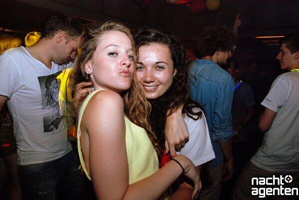 Ganz schön abgedreht: die Party im Ampere. "Halli Galli Drecksound". Mehr Bilder aus dem Ampere unter www.nachtagenten.de