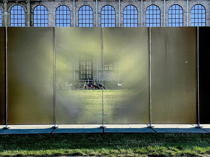 Hubertus Hamms temporäre Kunstinstallation auf der Südwiese vor der Alten Pinakothek.