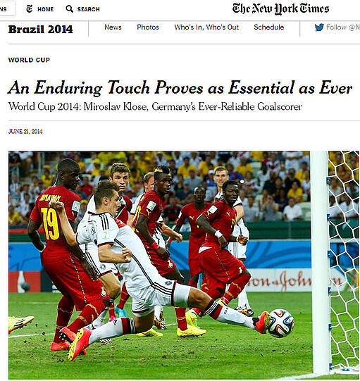 Die NY Times schreibt: Ein Treffer, der so wie wichtig wie eh und je war. Von Miro Klose, Deutschlands verlässlichstem Torschützen.