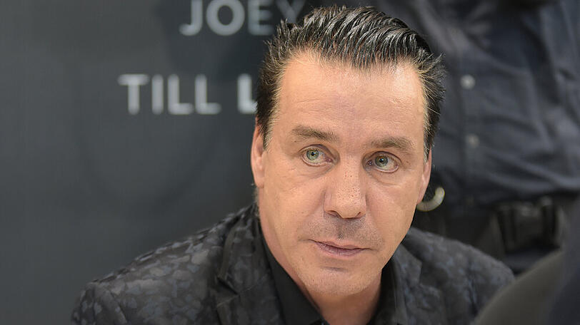 Till Lindemann positioniert sich für bunte Liebe