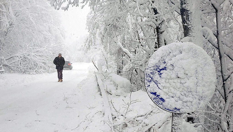 Schneechaos in Norditalien, nahe Pistoia. Schneechaos in Norditalien, nahe Pistoia.