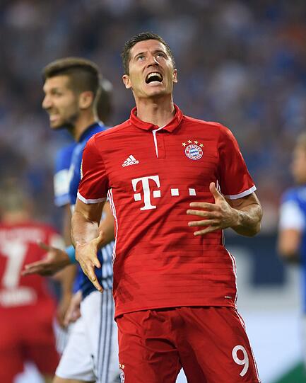 Robert Lewandowski Note 2: Drei Tore gegen Werder, gestern gegen Schalke war der Torschützenkönig Matchwinner. Sehr agil, zweikampfstark, zielstrebig. Vergab erst den Siegtreffer nach Pass von Costa (74.), traf dann zum 1:0 (81.)