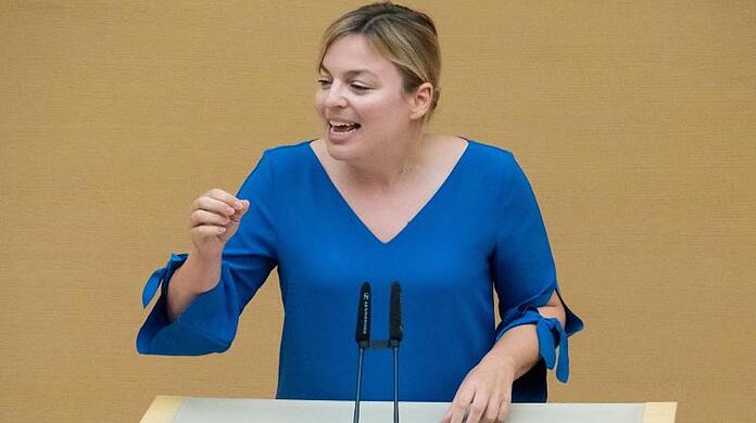 Katharina Schulze, Fraktionsvorsitzende von Bündnis 90/Die Grünen im bayerischen Landtag, spricht.