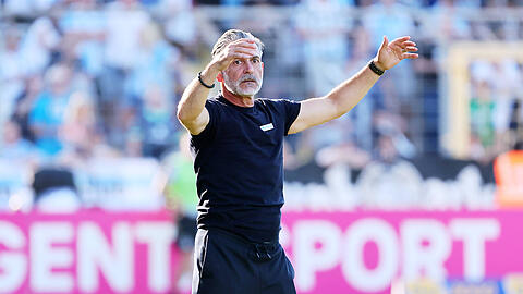 Haderte mit sich, der Welt und seiner Mannschaft: TSV-1860-Trainer Maurizio Jacobacci.