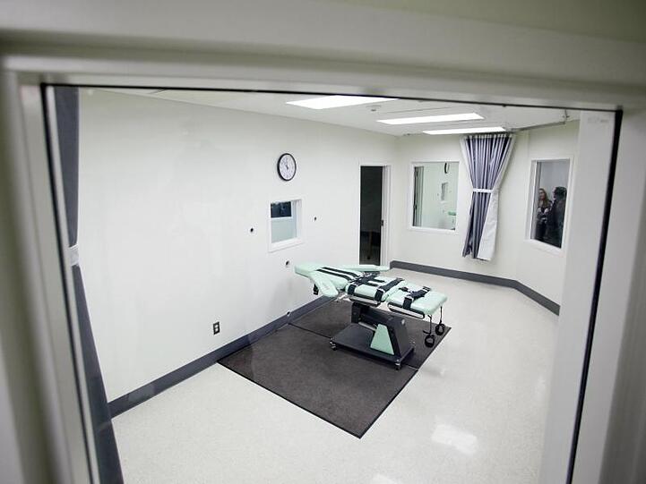 Hinrichtungskammer des San Quentin Gefängnis, in der mit Injektion Urteile vollstreckt werden.