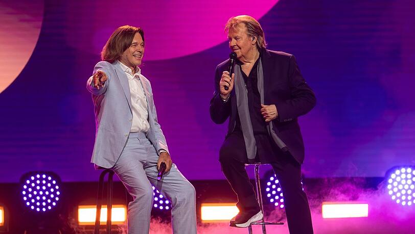 Jürgen Drews (l.) und Howard Carpendale in der "Giovanni Zarrella Show".