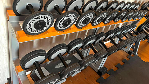 Gewichte heben, Ausdauer trainieren, vielleicht ein paar Kurse ausprobieren: Ein Teenager dachte, er h&auml;tte ein Probeabo abgeschlossen. Das Fitnessstudio sah das anders.