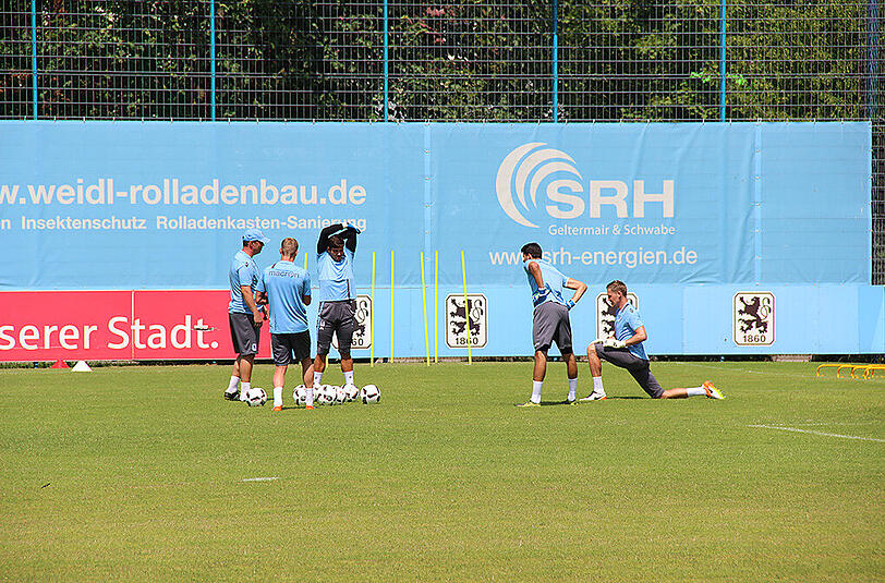 Hier gibt's Bilder vom offiziellen Trainingsauftakt der Löwen am vergangenen Samstag.