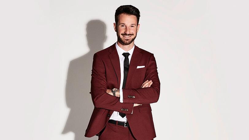 Alexander Schäfer verdreht in diesem Jahr als neuer "Prince Charming" 20 Single-Männern den Kopf.
