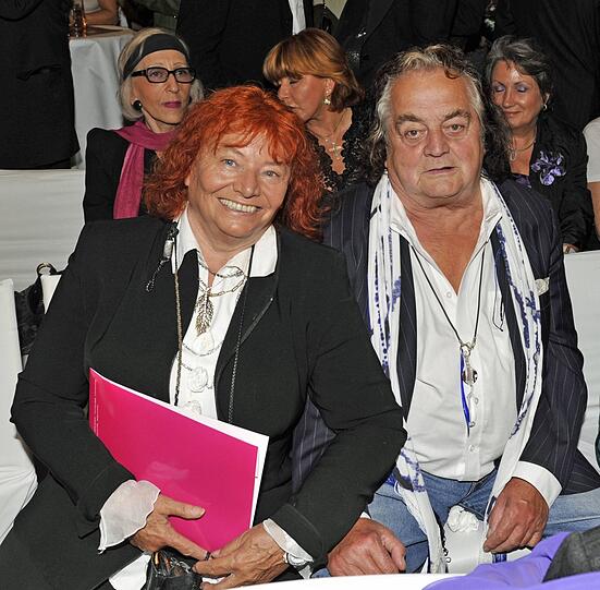 Jetzt sind "Lord John und Lady Jane" im Himmel wieder vereint: Das Münchner Mode-Paar Inge Baumgartner und Günter Draetzel hat einst in Schwabing Geschichte geschrieben.