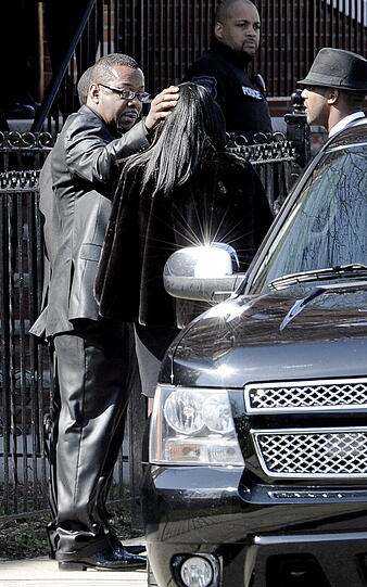 Whitney Houston ist tot - Bilder ihrer Beisetzung.