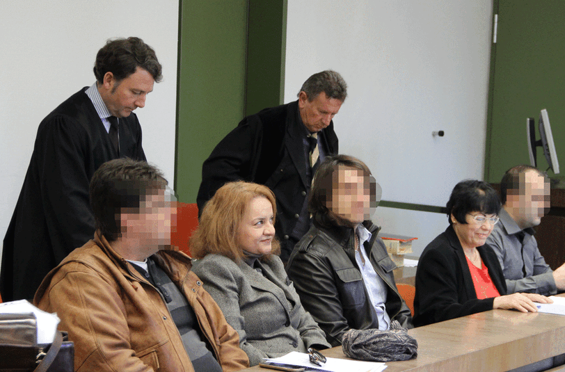 200-Euro-Blüten in Umlauf gebracht: Das Falschgeld-Trio vor Gericht.