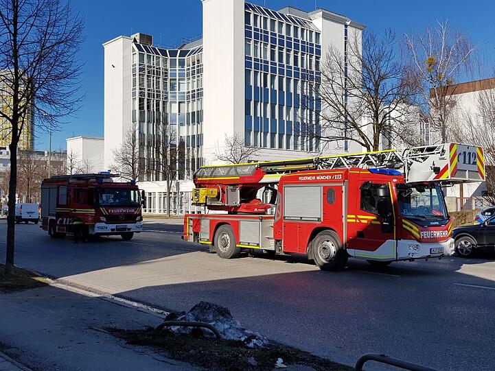 In der Kaffeerösterei am Heimeranplatz hat es am Donnerstag gebrannt. Die Berufsfeuerwehr war im Einsatz.