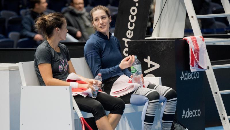 Tatjana Maria (l) und Andrea Petkovic bereiten sich in Brauchschweig auf ihren Fed-Cup-Einsatz vor. Tatjana Maria (l) und Andrea Petkovic bereiten sich in Brauchschweig auf ihren Fed-Cup-Einsatz vor.