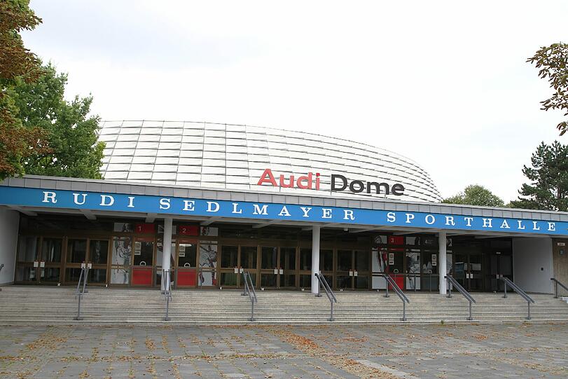 Der Audi Dome bietet bei Sportveranstaltungen Platz für über 7000 Besucher.