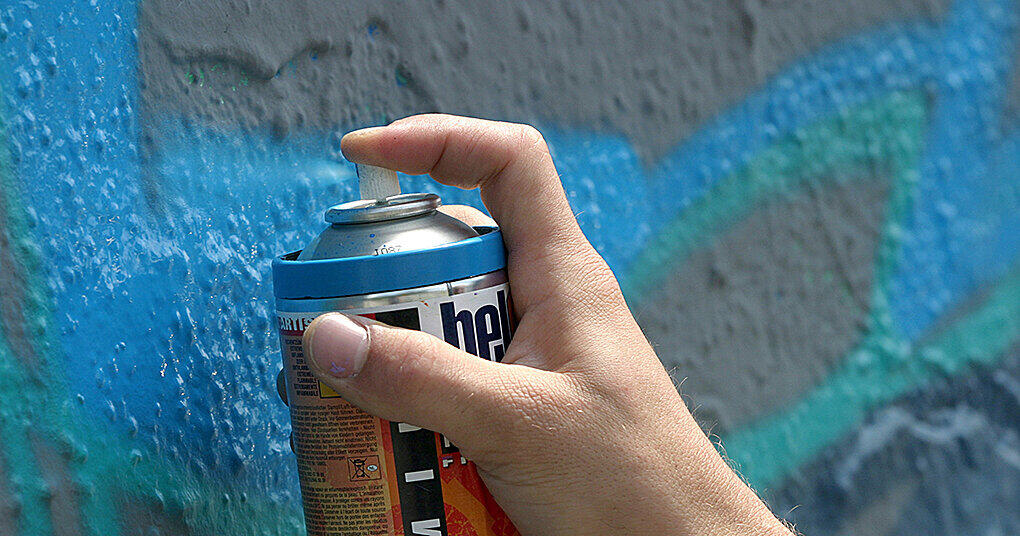 Helicopters also deployed: Police search for trio of graffiti artists - | ...