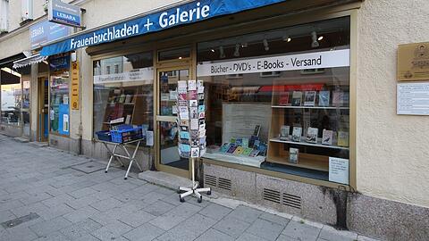 Im Lillemors werden nicht nur Bücher verkauft, regelmäßig gab es auch Ausstellungen und Lesungen.