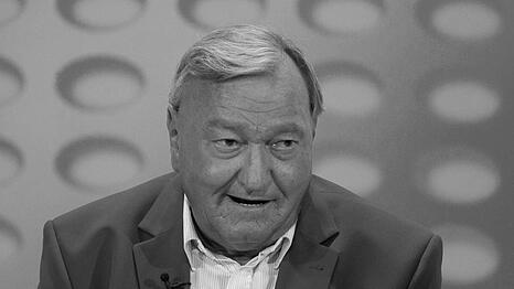 Der Schweizer Bestsellerautor Erich von D&auml;niken ist tot.