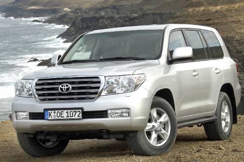 Die Diebe erbeuteten zwei Toyota Landcruiser  V8