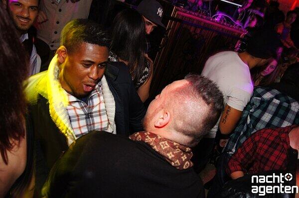 Im Crown's Club hieß es: "Misery - Roc the Bull mit DJ Camilo". www.nachtagenten.de