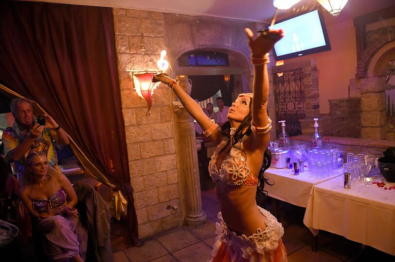 Verrückte Orient-Party mit Samuel Sohebi im Cafe Millenium: Die Bilder...