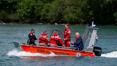 Innenminister Herrmann, DLRG und Wasserwacht starten eine Kampagne f&uuml;r mehr Sicherheit am Badesee.