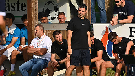 Trainer beim TSV 1860: Alper Kayabunar.