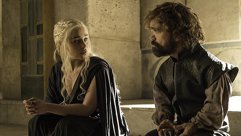 Daenerys Targaryen (Emilia Clarke) und Tyrion Lannister (Peter Dinklage) Daenerys Targaryen (Emilia Clarke) und Tyrion Lannister (Peter Dinklage)