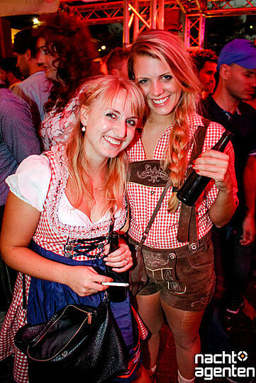 Der Neuraum veranstaltete jeden Tag nach der Wiesn eine Party. Hier die besten Bilder vom letzten Samstag. Mehr Bilder unter: http://www.nachtagenten.de/gallery/16-tage-wiesn-16-tage-neuraum-meets-mashup-baby-clubsound-2-0.939507.html