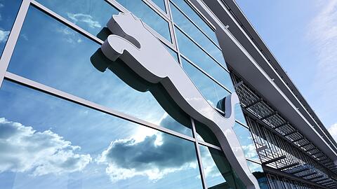 Beim Sportartikelhersteller Puma wird mit dem eisernen Besen gekehrt.