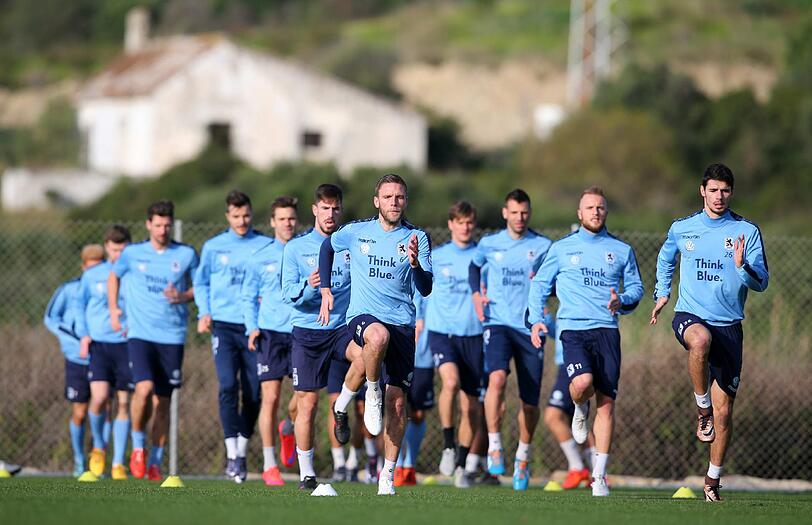 Die Löwen genießen die guten Bedingungen im Trainingslager in Estepona.