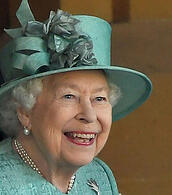 Queen Elizabeth II. hatte an ihrem 94. Geburtstag gut lachen. Queen Elizabeth II. hatte an ihrem 94. Geburtstag gut lachen.