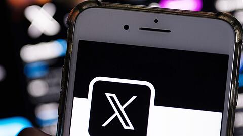 Laut X soll die EU-Kommission bei einem Beitrag gegen Regeln der Plattform verstoßen haben. (Archivbild)
