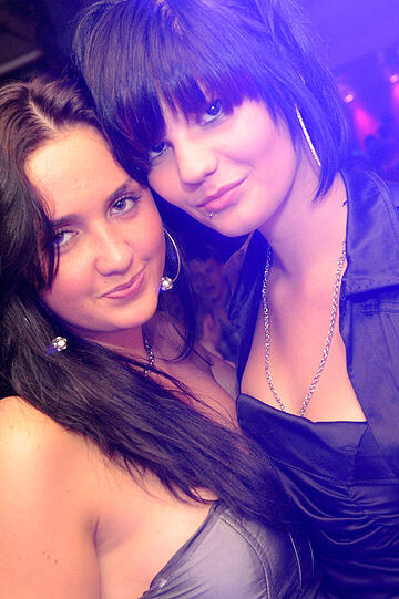 Party-Pics der Woche: Nacht der Helden feat. Laserkraft 3D im Mach 1