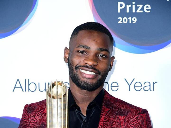 Der britische Rapper Dave ist mit dem Mercury-Preis für das beste britische Musikalbum ausgezeichnet worden.