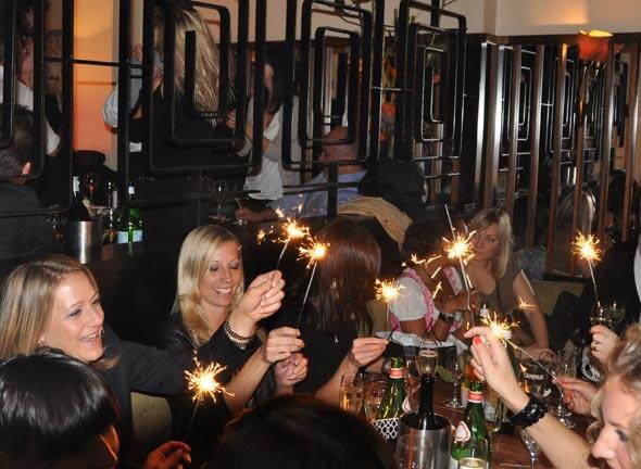 Felice Anno Nuovo: Im Ristorante La Stanza können Italien-Liebhaber auf 2016 anstoßen.