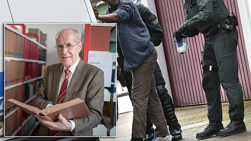 Flüchtlinge als Tatverdächtige: Bei einer Razzia in einer Asylbewerberunterkunft untersucht ein Polizist den Turnschuh eines Afrikaners. Im kleinen Bild: Kriminologe Christian Pfeiffer.