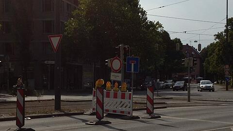 Diese Stelle macht den Autofahrern am Romanplatz Probleme.