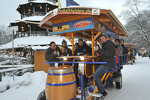 Unterwegs mit dem Glühwein-Bike - auch eine Art, sich aufzuwärmen