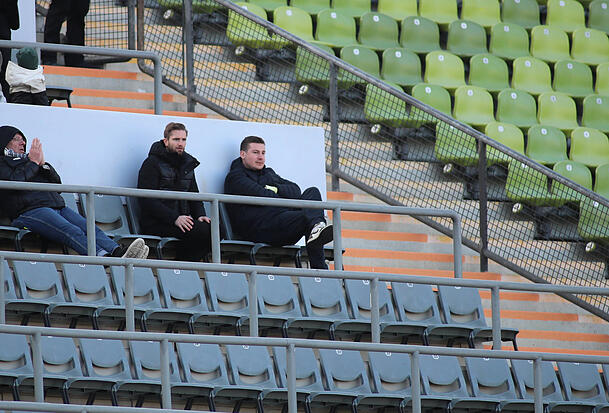 Wie lange noch? Türkgücü-Geschäftsführer Max Kothny (r.) und Kaderplaner Roman Plesche. Wie lange noch? Türkgücü-Geschäftsführer Max Kothny (r.) und Kaderplaner Roman Plesche.