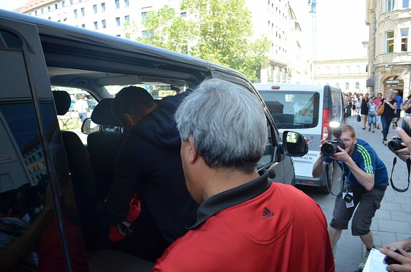 Weitere Bilder von Thiago Alcántara beim Medizincheck.