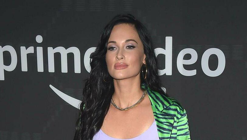 2019 gewann Kacey Musgraves ihre ersten zwei Grammys. 2019 gewann Kacey Musgraves ihre ersten zwei Grammys.