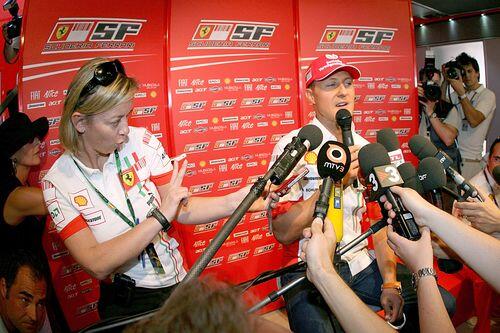 Schon als Michael Schumacher noch bei Ferrari fuhr, war Sabine Kehm ständig an seiner Seite.
