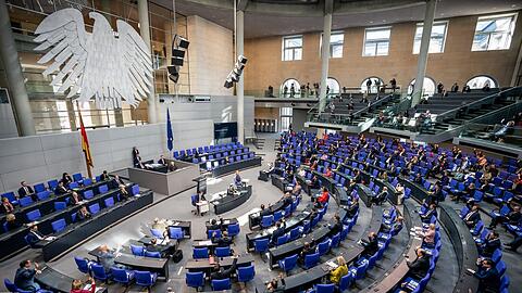 CDU und CSU wollen in der Corona-Krise Zeichen der Solidarität setzen.