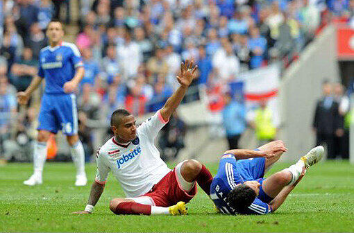 2010 vermieste ein Foul von Kevin-Prince Boateng Michael Ballack die Teilnahme an der WM.