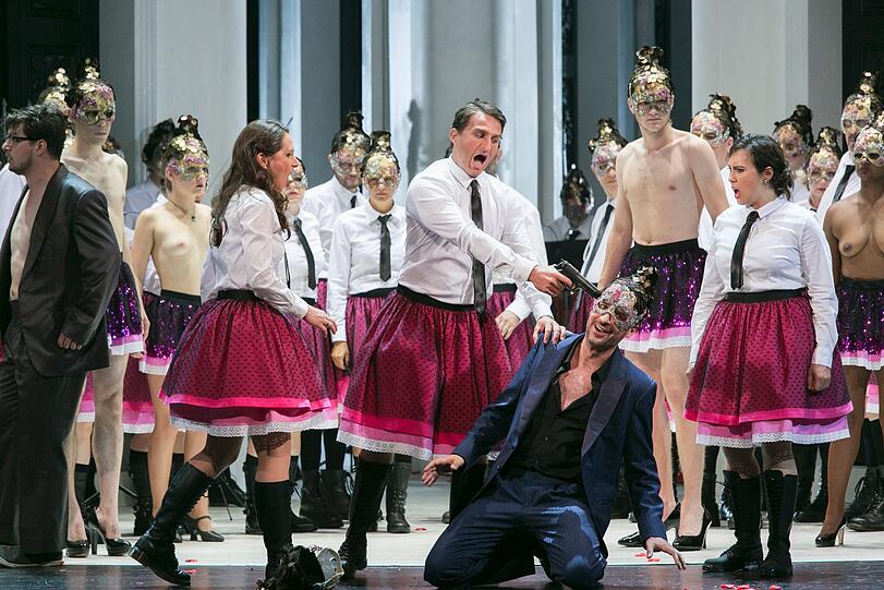 Szenen aus dem neuen "Don Giovanni" des Gärtnerplatztheaters.