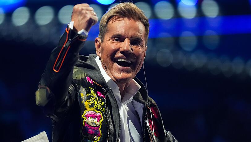 Dieter Bohlen schließt ein erneutes Comeback von Modern Talking nicht aus. Dieter Bohlen schließt ein erneutes Comeback von Modern Talking nicht aus.