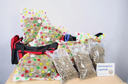 Hübsch verpackt: die 15 Kilo Marihuana, die die Ingolstädter Polizei am Mittwoch auf der A9 sichergestellt hat.
